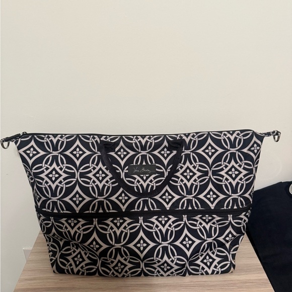 Vera Bradley Handbags - Vera Bradley Tote Lighten Up Expandable Travel Bag Black DN Without a long strap